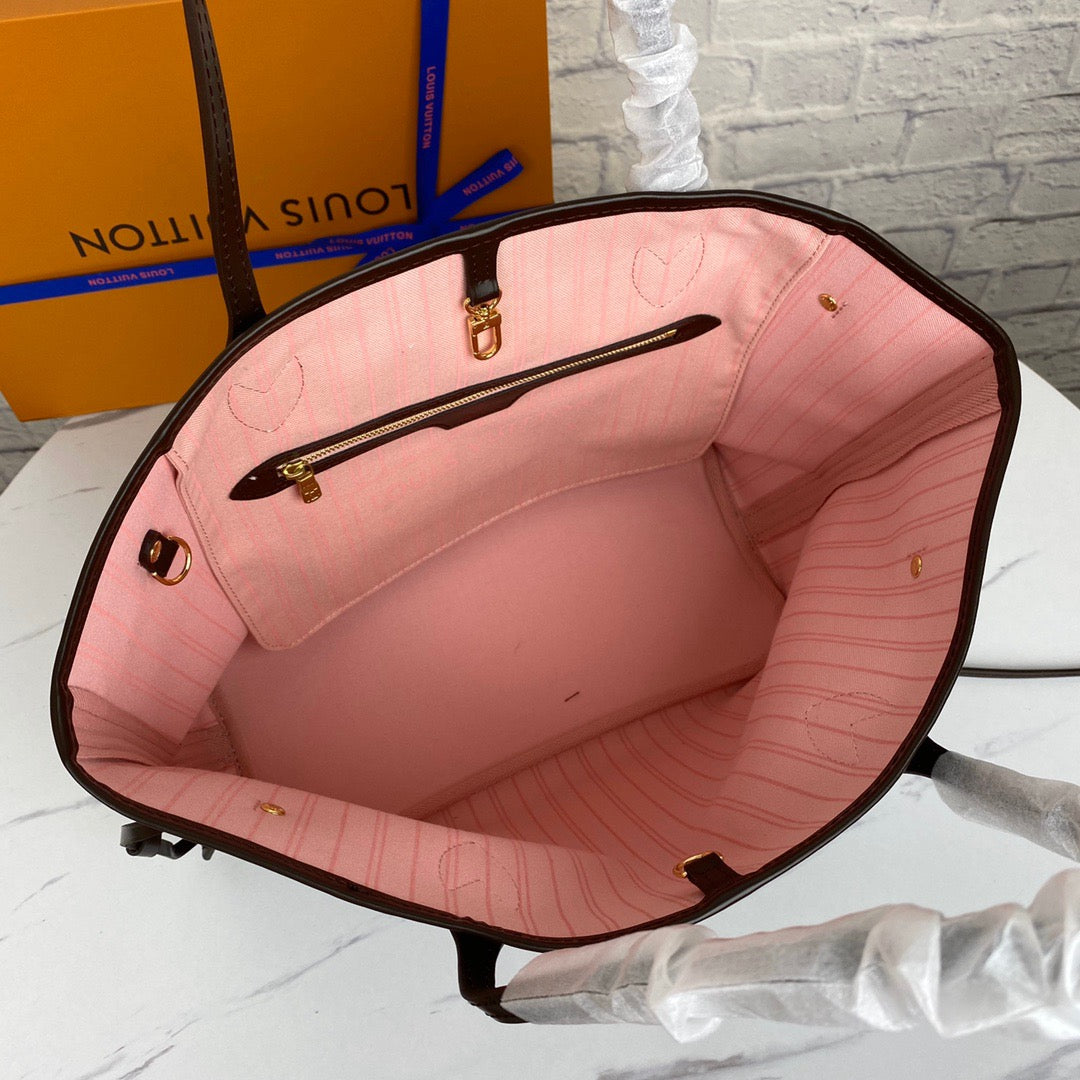 Brown Grid Pink Interior