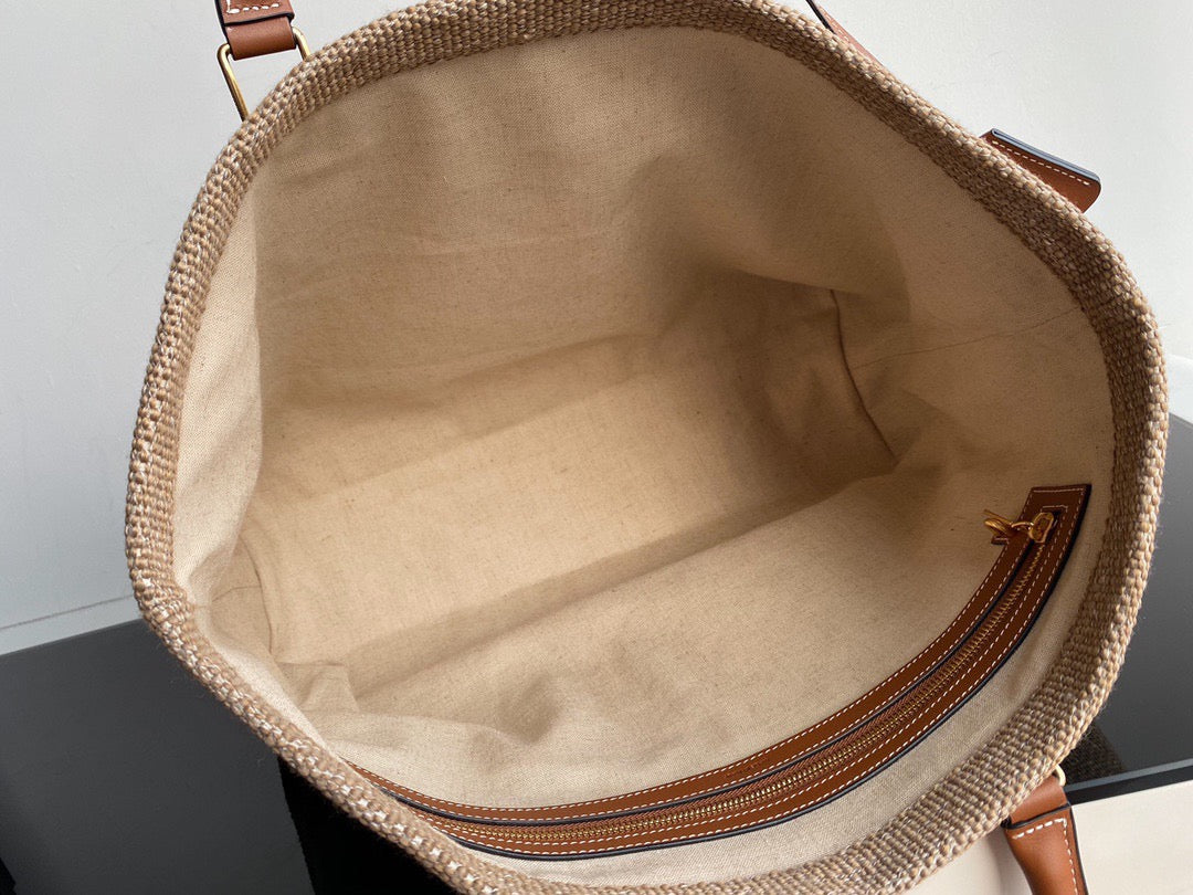 Wool Horizontal Canvas Lock and Key Tote