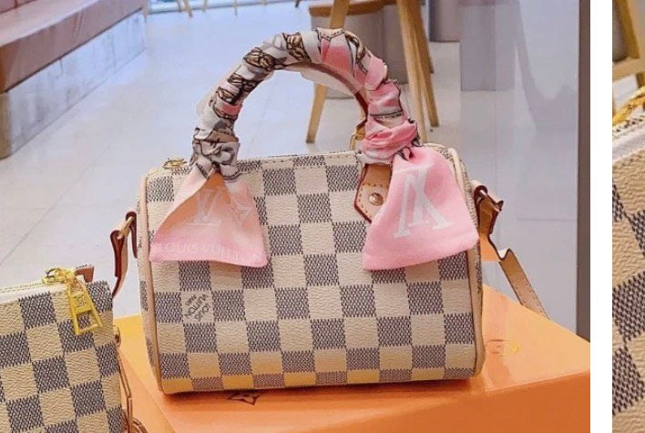 White Grid Speedy