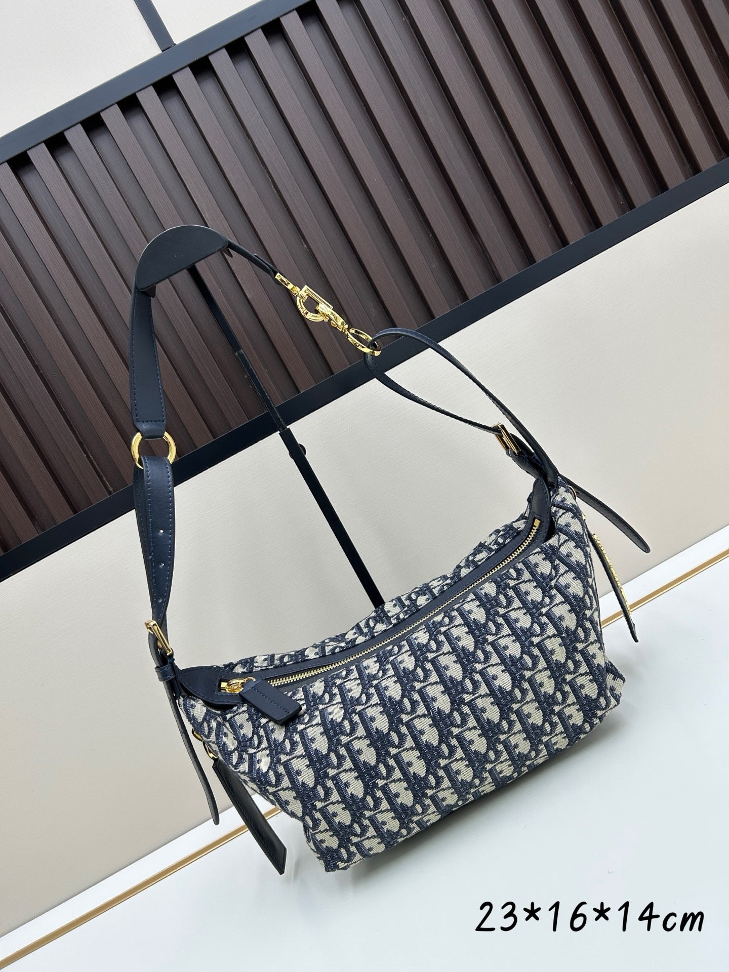 Small D-Journey Bag