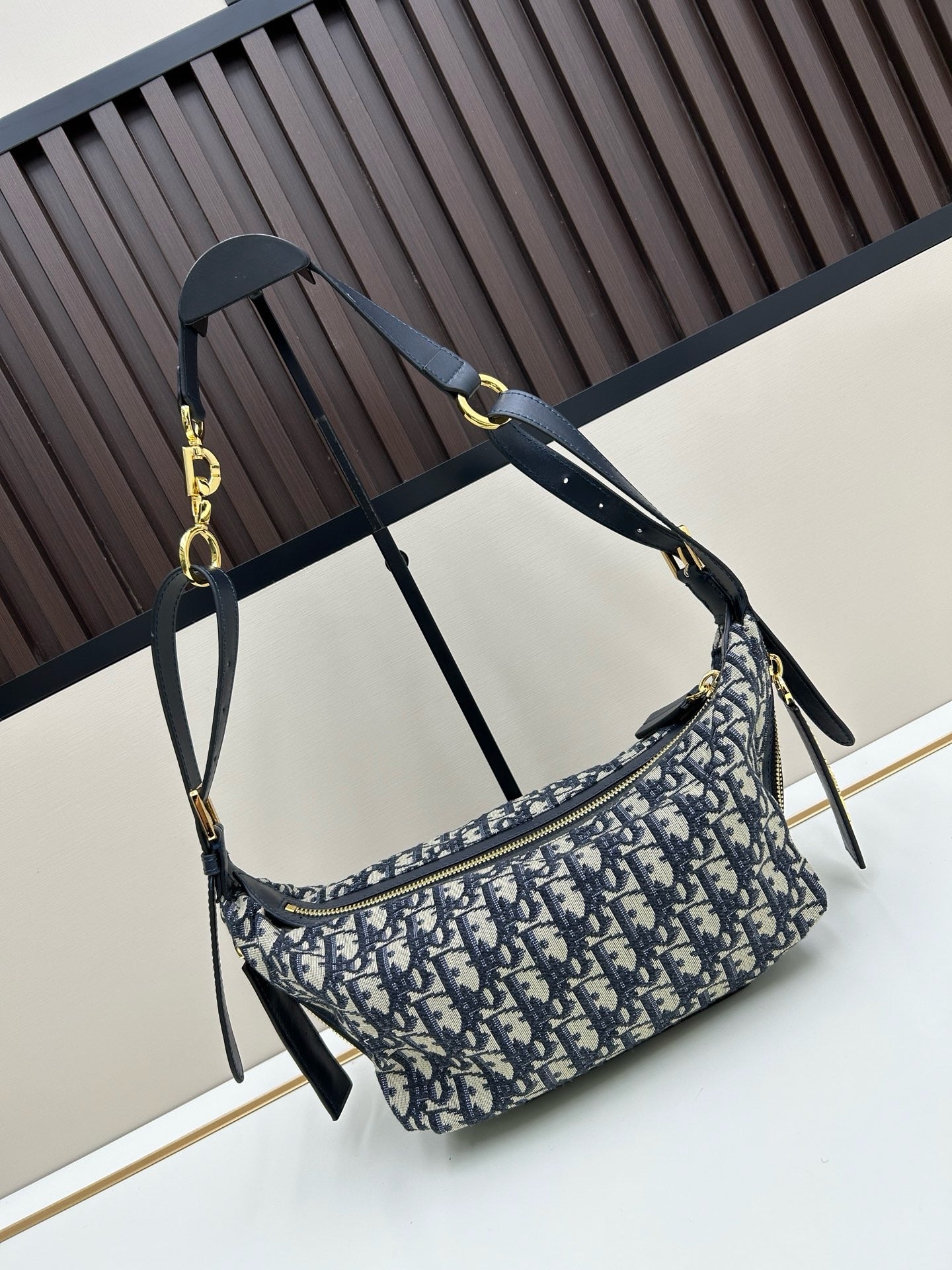 Small D-Journey Bag