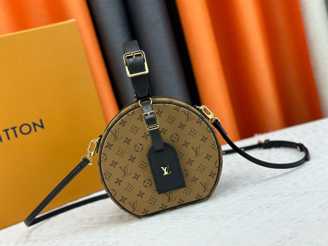 Circle Bag