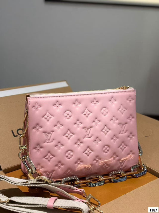 Pink Coussin