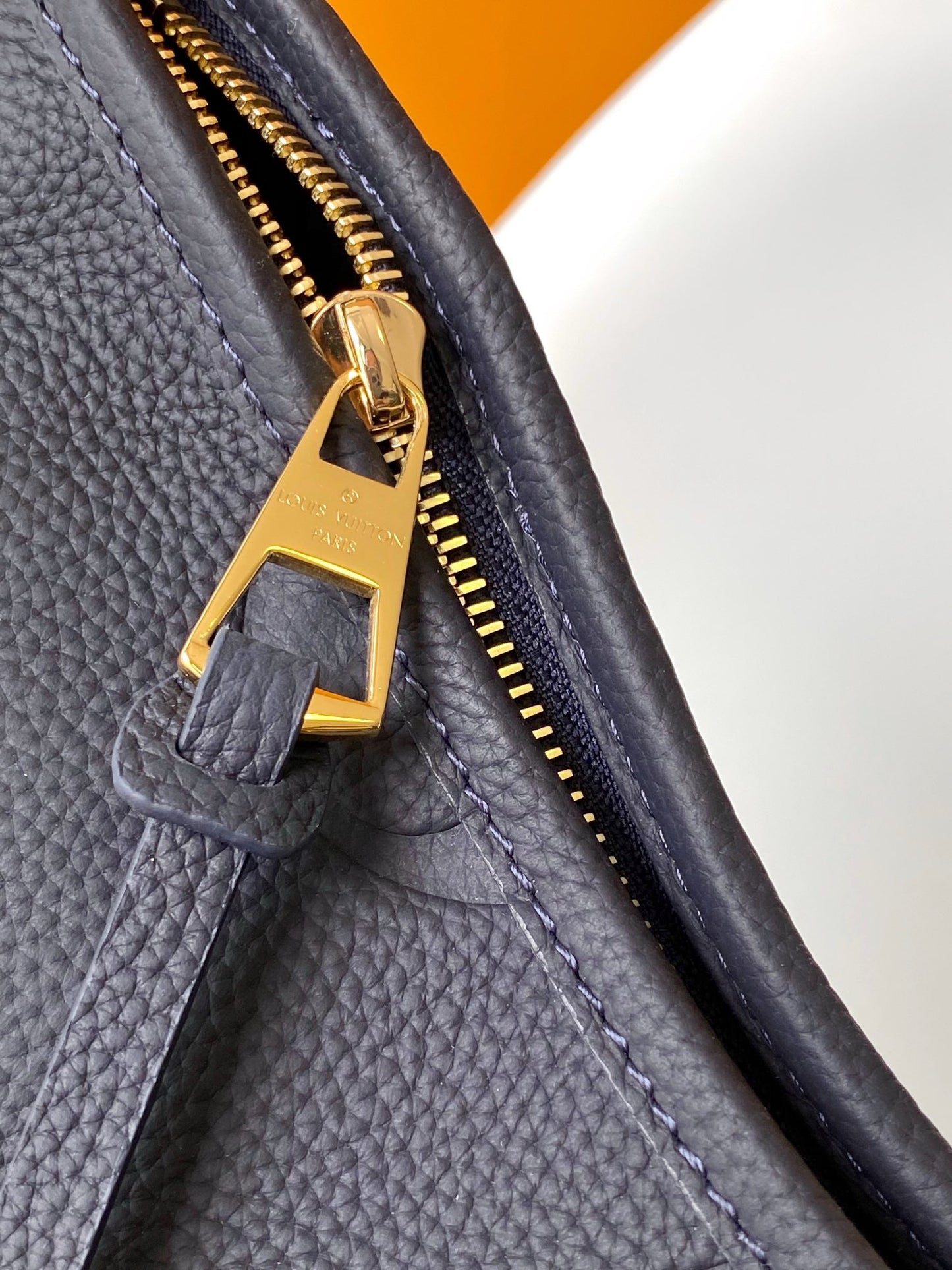 Counter Quality Carryall