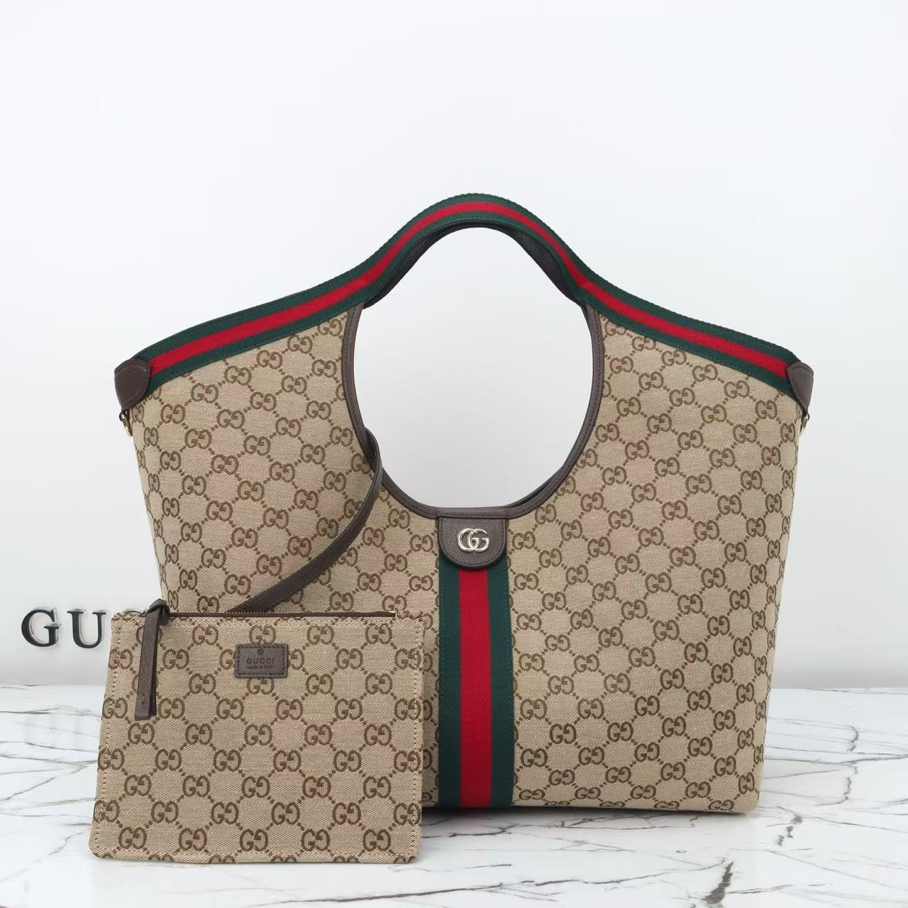 Giglio Shoulder Bag