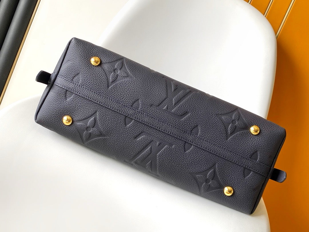 Counter Quality Carryall