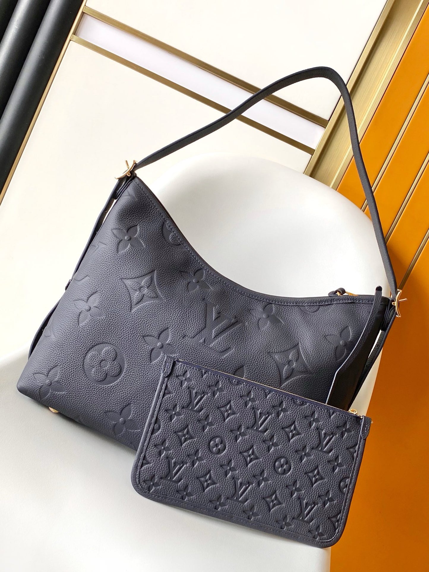Counter Quality Carryall