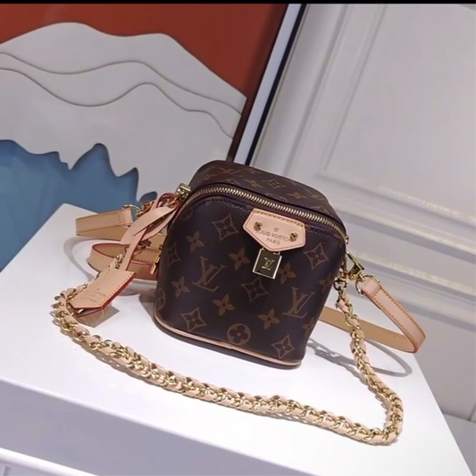 Mono Crossbody