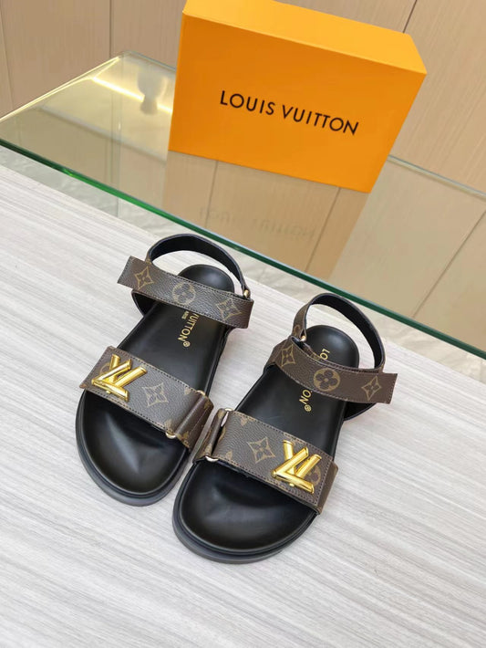 Mono Twist Sandals