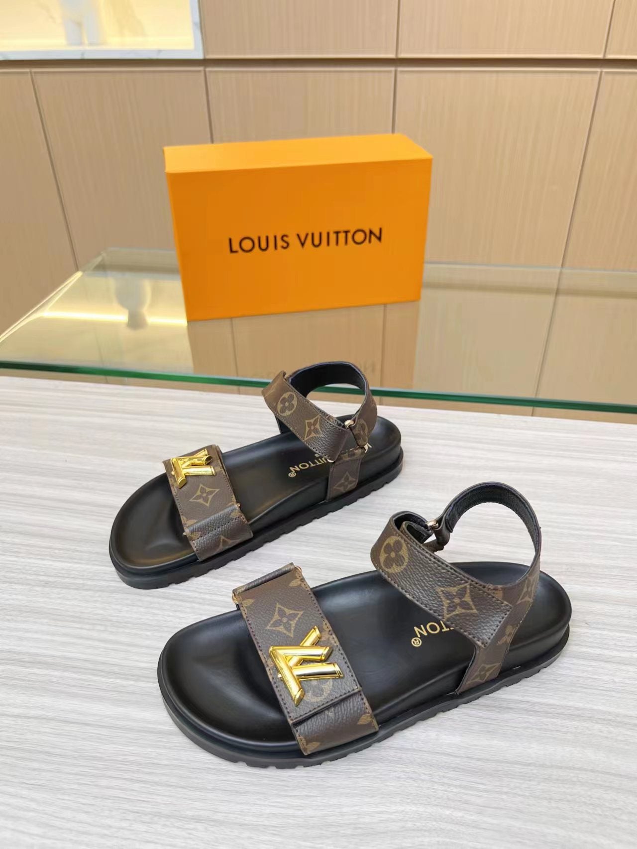 Mono Twist Sandals