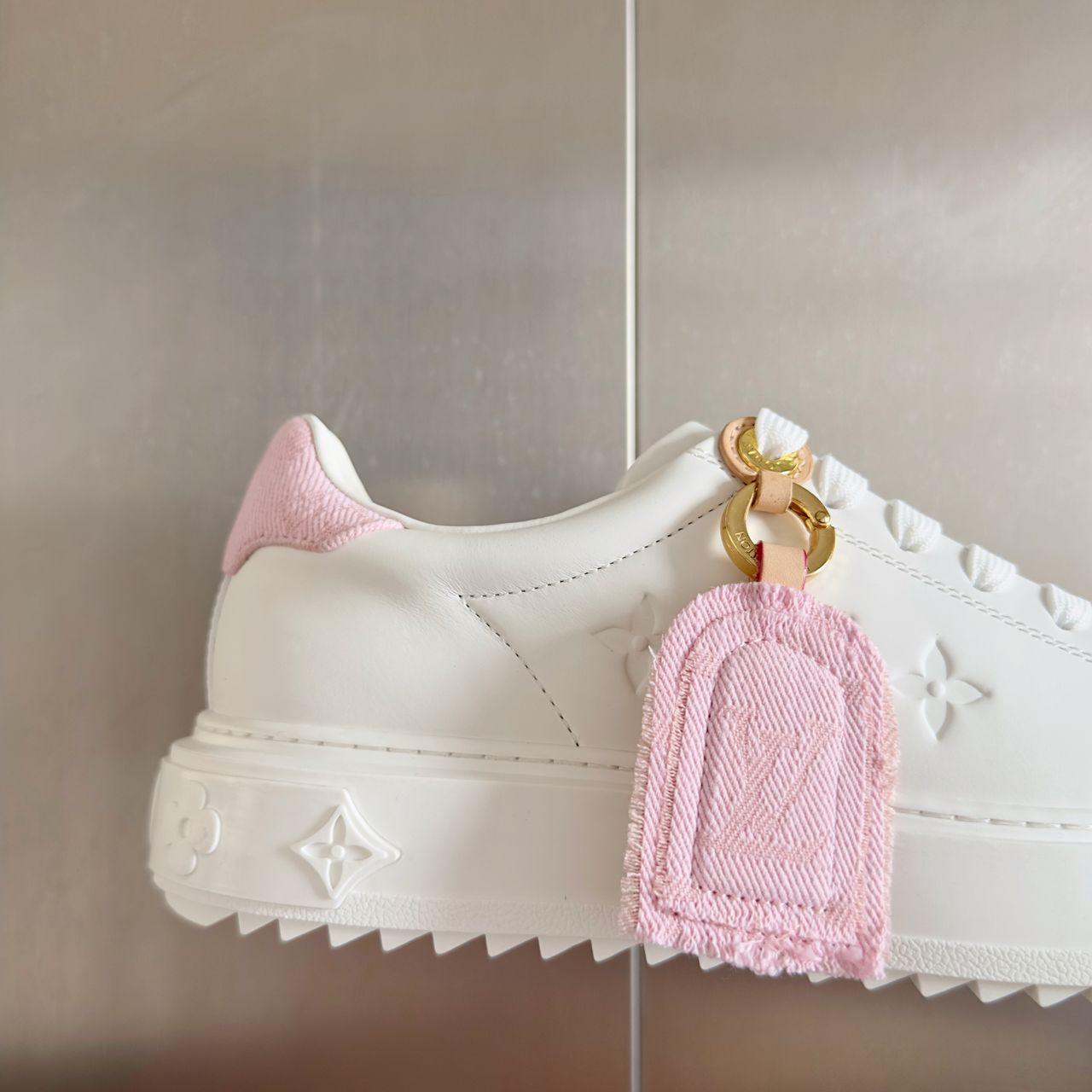 Mirror Quality Sneakers