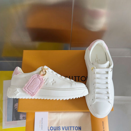 Mirror Quality Sneakers