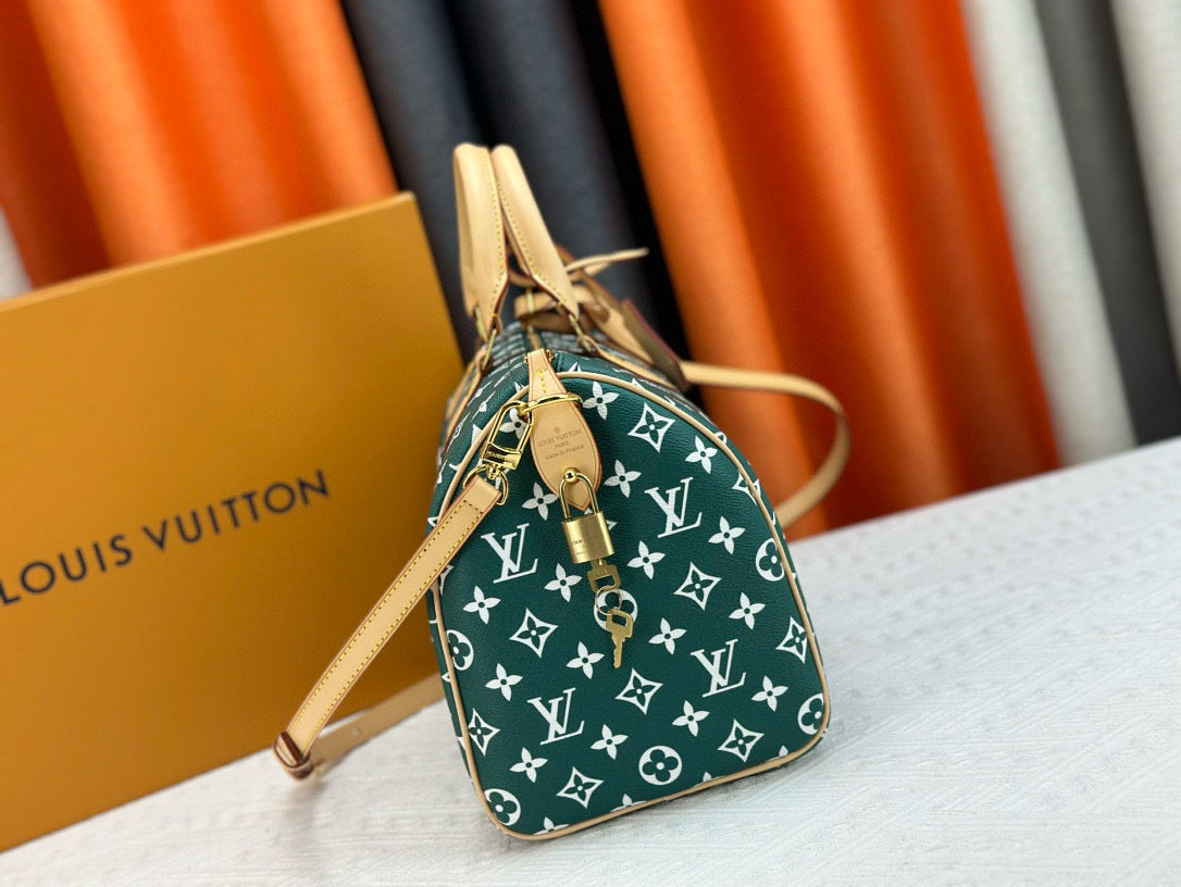 Dark green Speedy 30