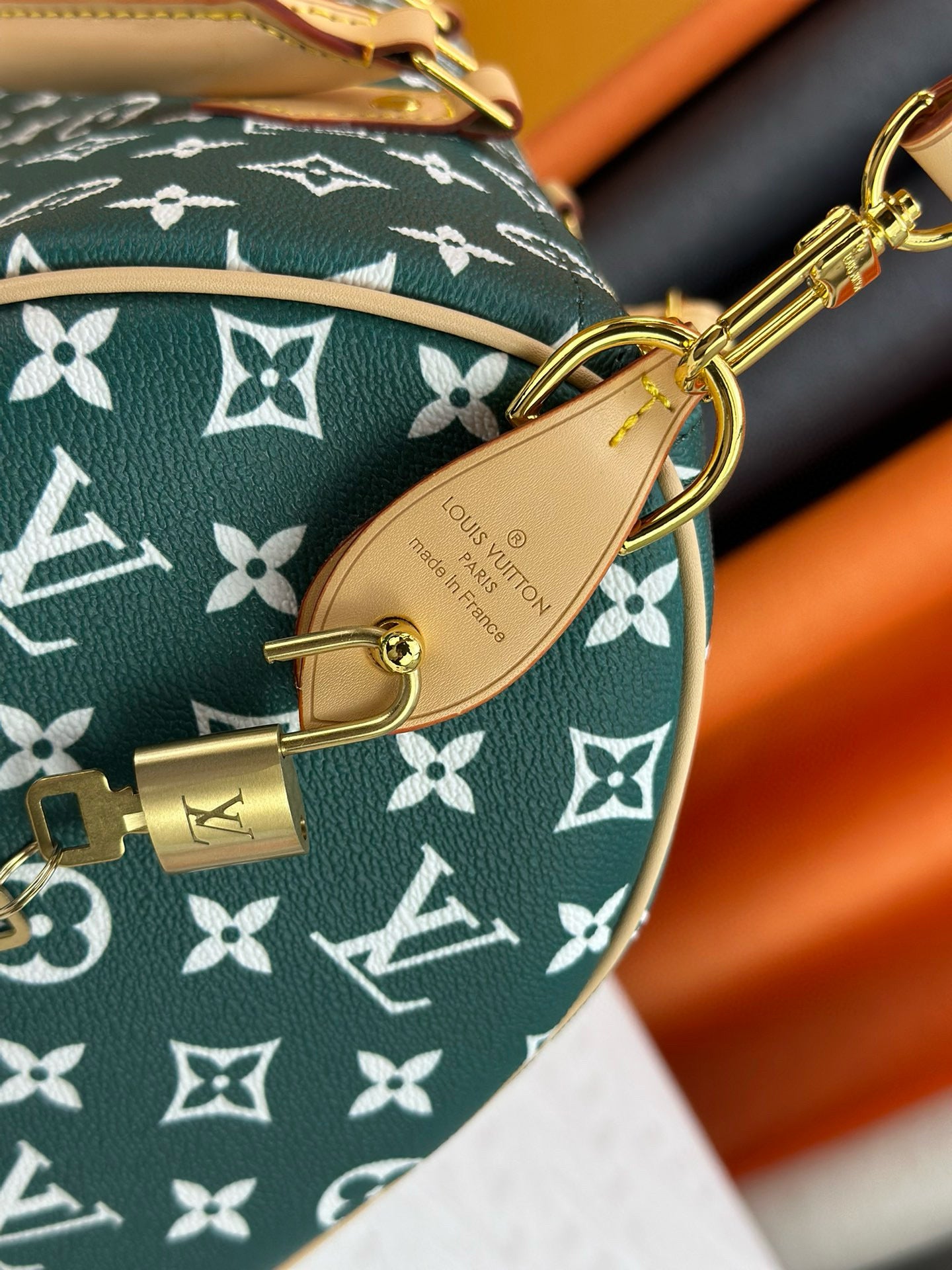 Dark green Speedy 30