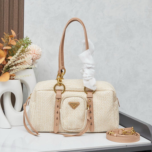 Wool P Small Tote