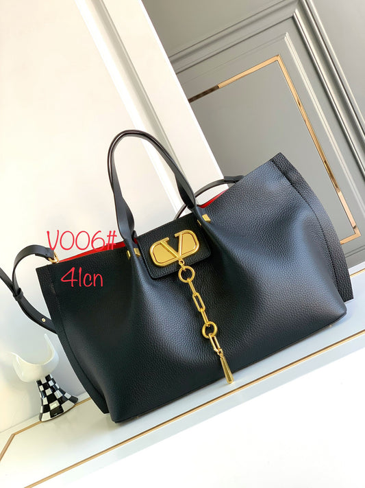 Black Tote